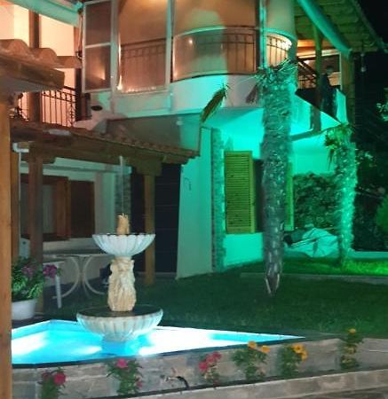 Privilege Suites Nea Kallikrateia Buitenkant foto